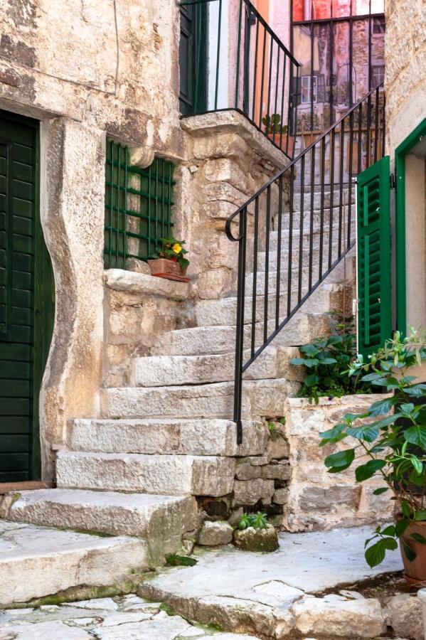 Monterosso City Center Rovinj Exteriör bild